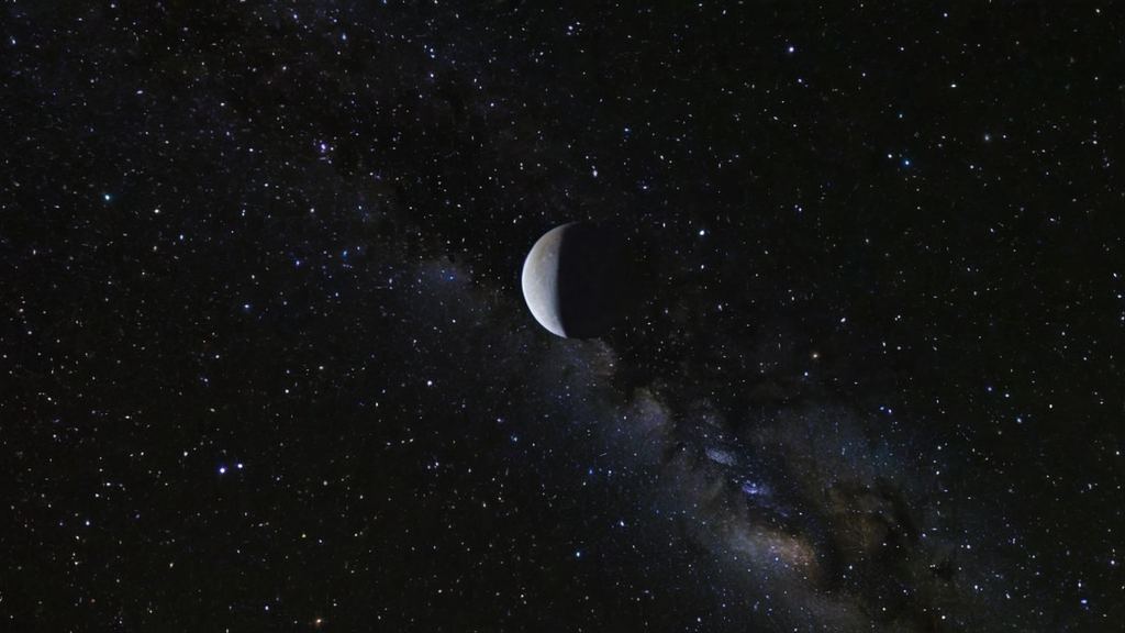 娱乐八卦日报曝明星解约内幕与朋友圈晒照的反差魅力