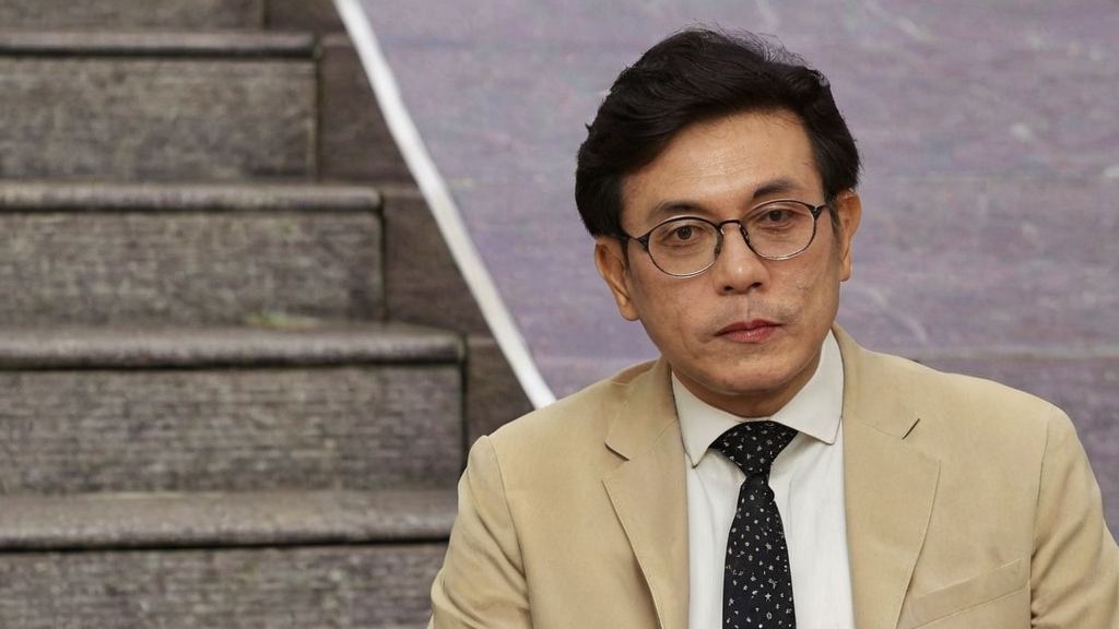 星光璀璨照亮娱乐圈新变革 王晓晨百变御姐风引发吃瓜热潮